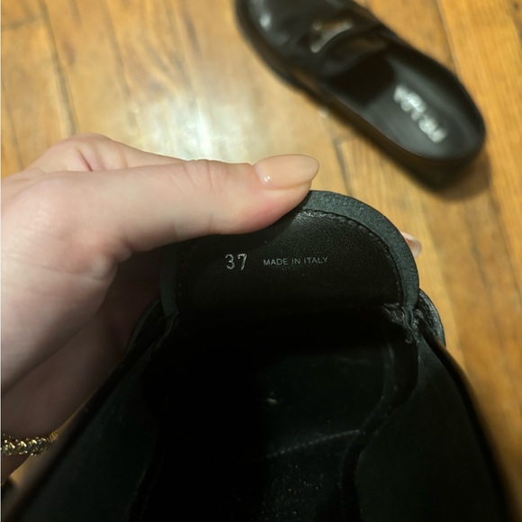 Prada unlined brushed leather loafers - barely worn - Picture 9 of 9